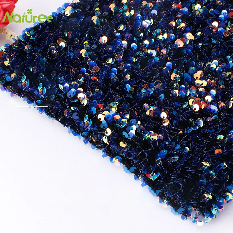 Блестящая ткань с вышивкой и блестками 45*122 см | Дом сад