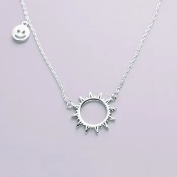 

Smiling Sun Necklace Female Korean Temperament Ring Collar Collar Collar Collar Collar Q1372