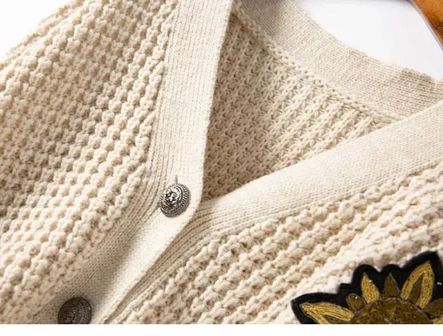 

Women Sweater 2021 Autumn and Winter Loose Embroidered Patch Lantern Sleeve Knitted Cardigan