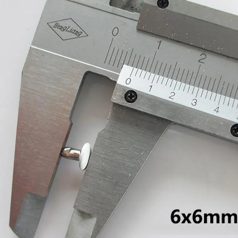 Черно-белая круглая двухсторонняя Кепка с заклепками шпилька для сумки шляпы