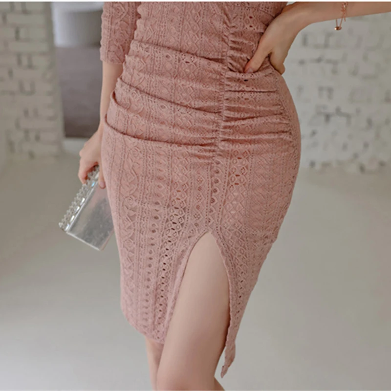 

2021 Spring New Style Korean Style Women Temperament Long Sleeve V-Neck Slim Mid-Length Pleated Sexy Lace Bodycon Dress