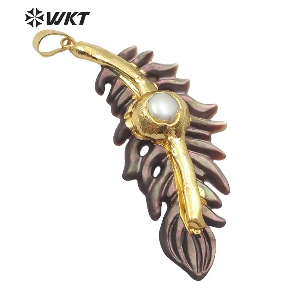 

WT-JP149 shell gold electroplated Pendant leaf black white yellow feather Connector pretty gift making Necklace shell Pendant