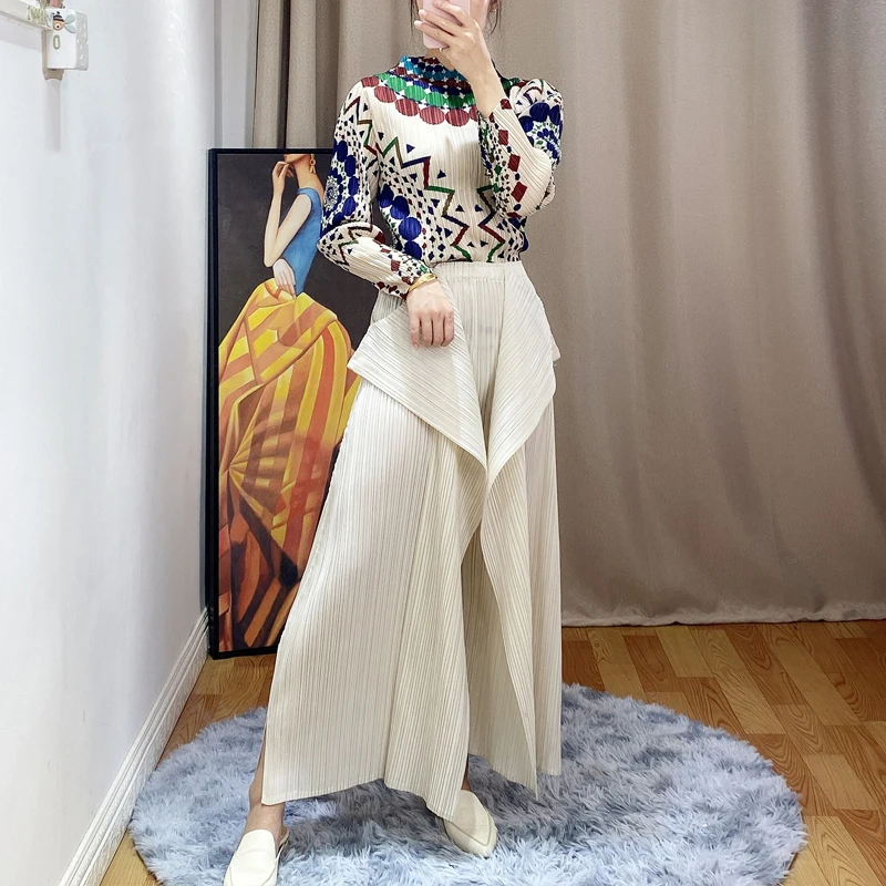 Changpleat spring summer New Women wide legged pants Miyak Pleated Fashion design Solid loose Large Size Elastic waist pants P79