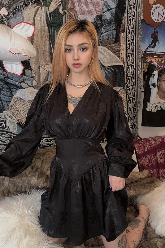 

2020 Autumn Goth Black Sexy V-neck Midi Dress for Woman Gothic Designer Luxury Woman Clothing Harajuku Vintage