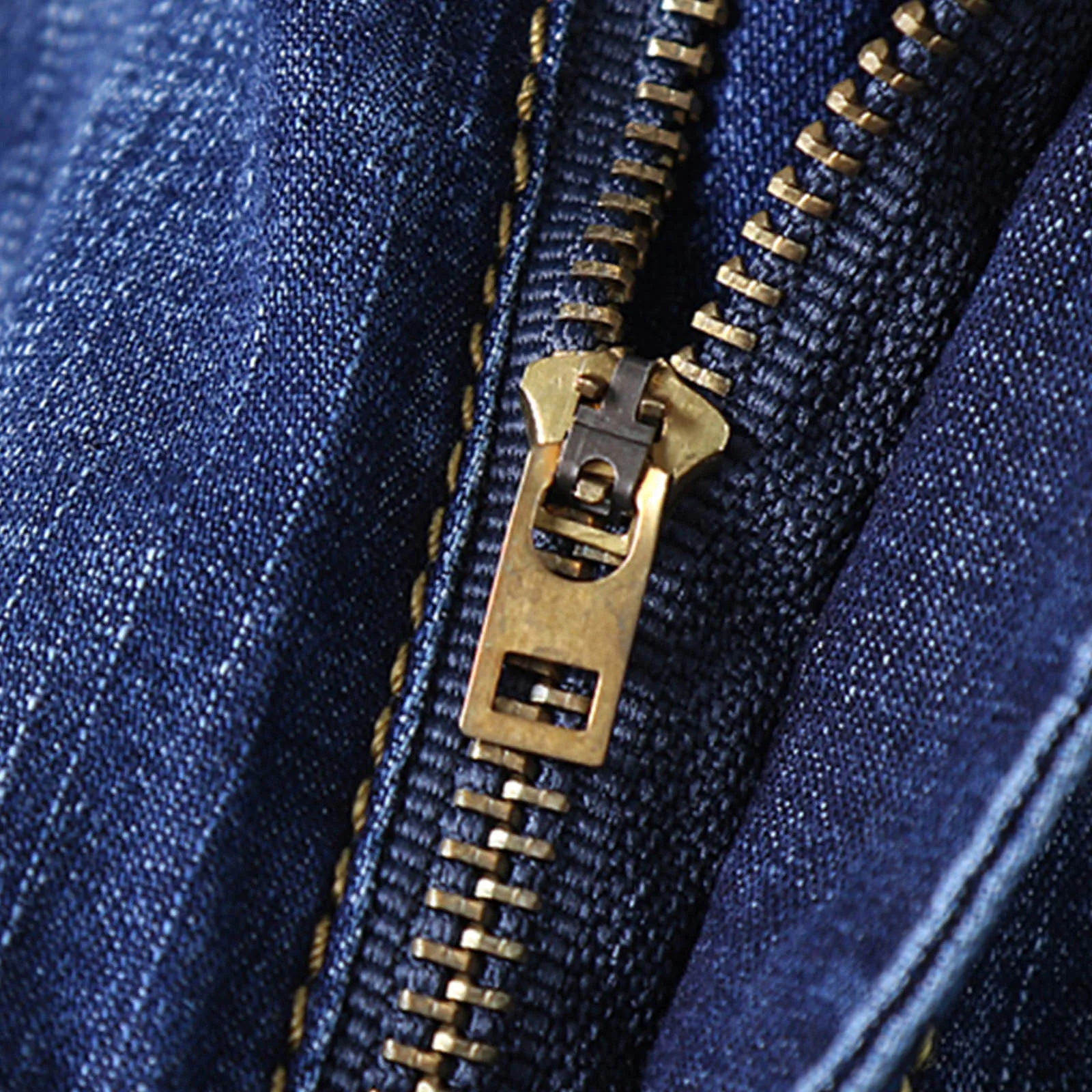 

Men's Denim Shorts Good Quality Short Jeans Men Cotton Solid Straight Short Jeans Male Blue Casual Short Jeans