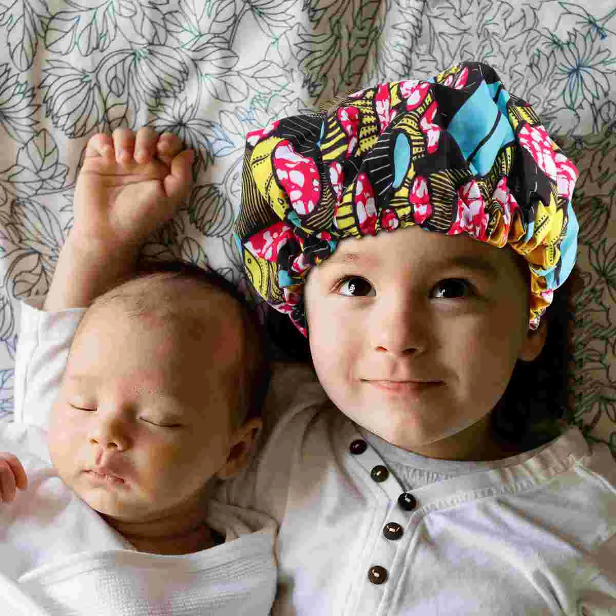 

Двухслойные регулируемые детские ночные шапки Sleepig, 3 шт., эластичные шапки для сна, защита волос, шапка с широкими ободками для дома, путешес...