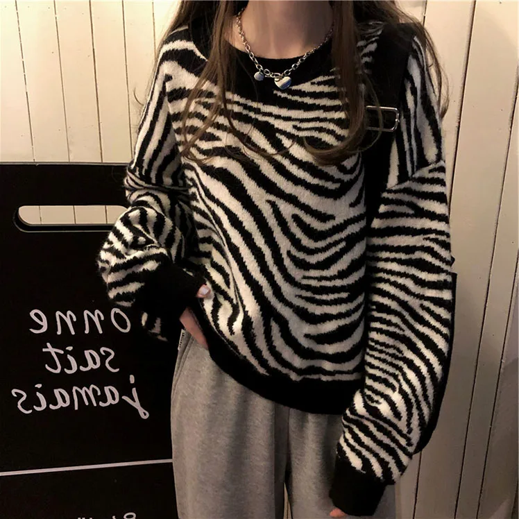 

Korean-style Zebra-stripe Sweater Female Autumn and Winter Internet Celebrity Ins Idle Style BF Loose Outer Wear Thickened