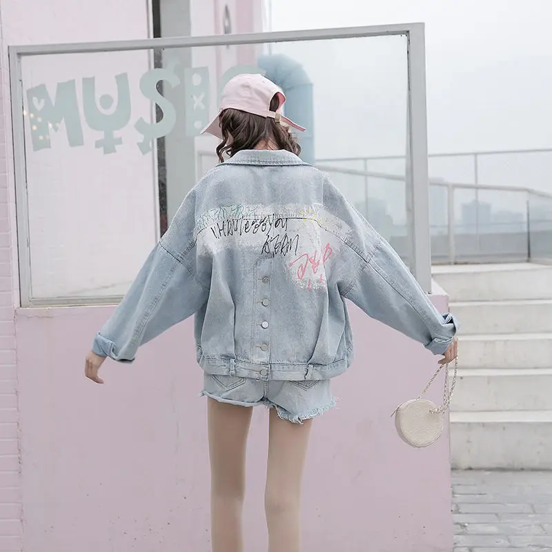 

2020 spring and autumn new fashion trend Denim Jacket Women's hand-painted printing loose cool students versatile