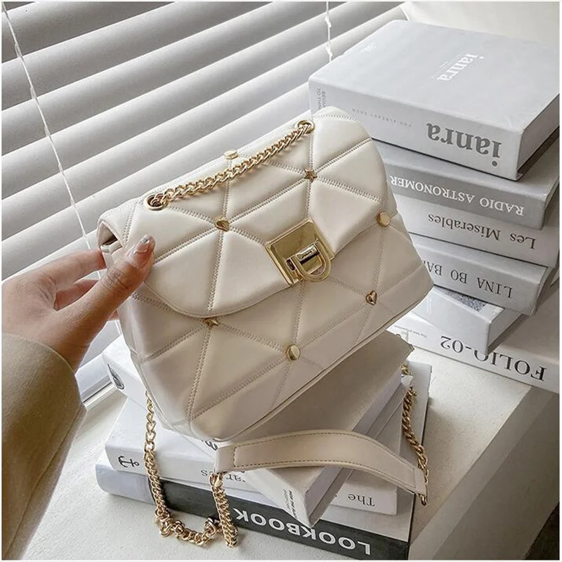 Женская сумка из ПУ кожи с цепочкой со стразами модная через плечо новая серия 2021