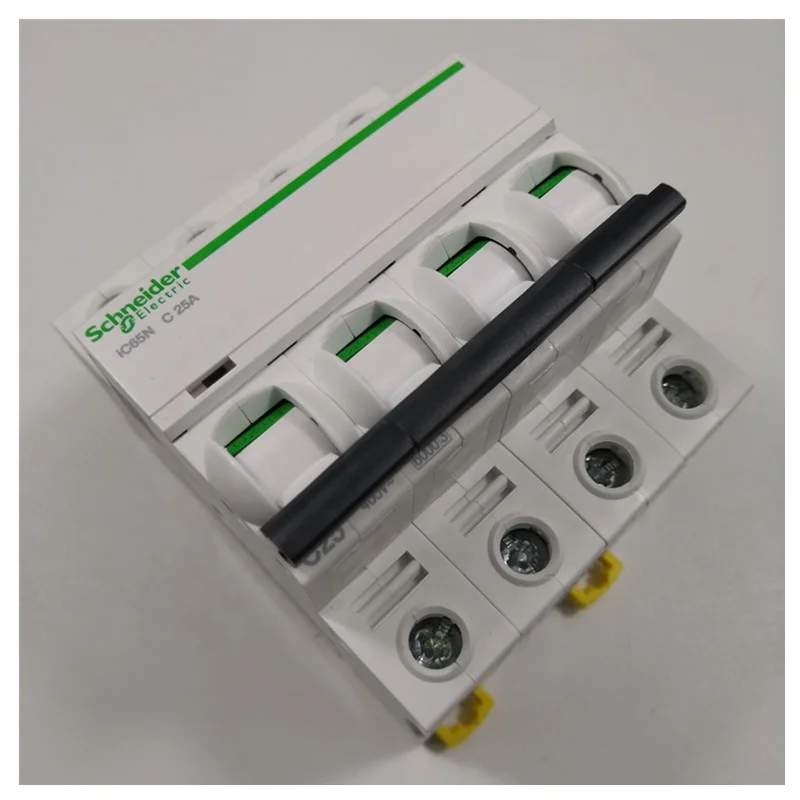 

New original A9F18425 Circuit breaker iC65N 4P C25A