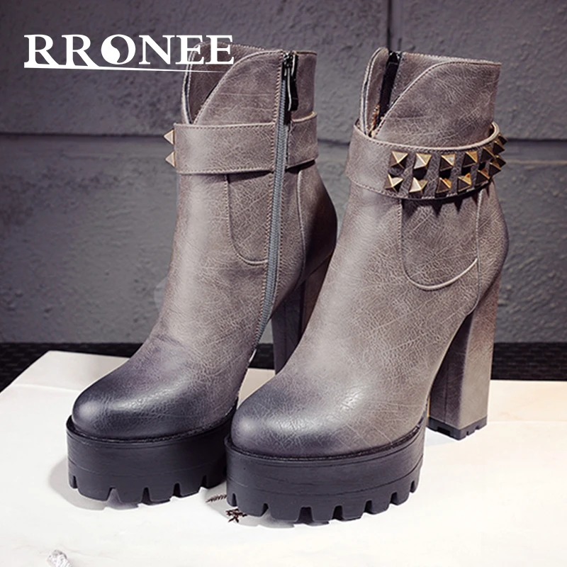 

Женские винтажные полусапожки на толстом каблуке, на очень высоком каблуке