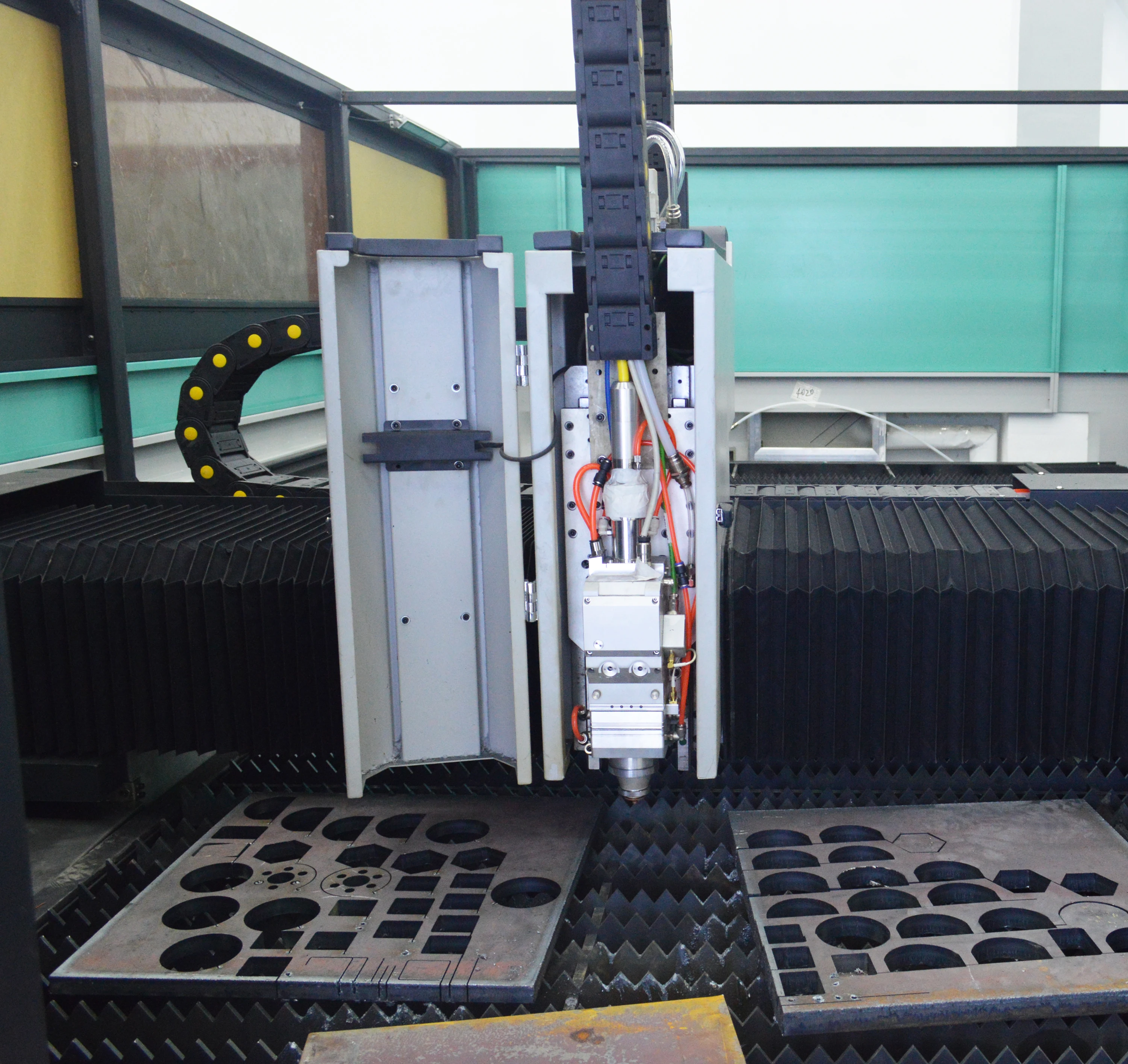 Прямые продажи с фабрики нержавеющая сталь обмен стол волоконно-лазерный станок