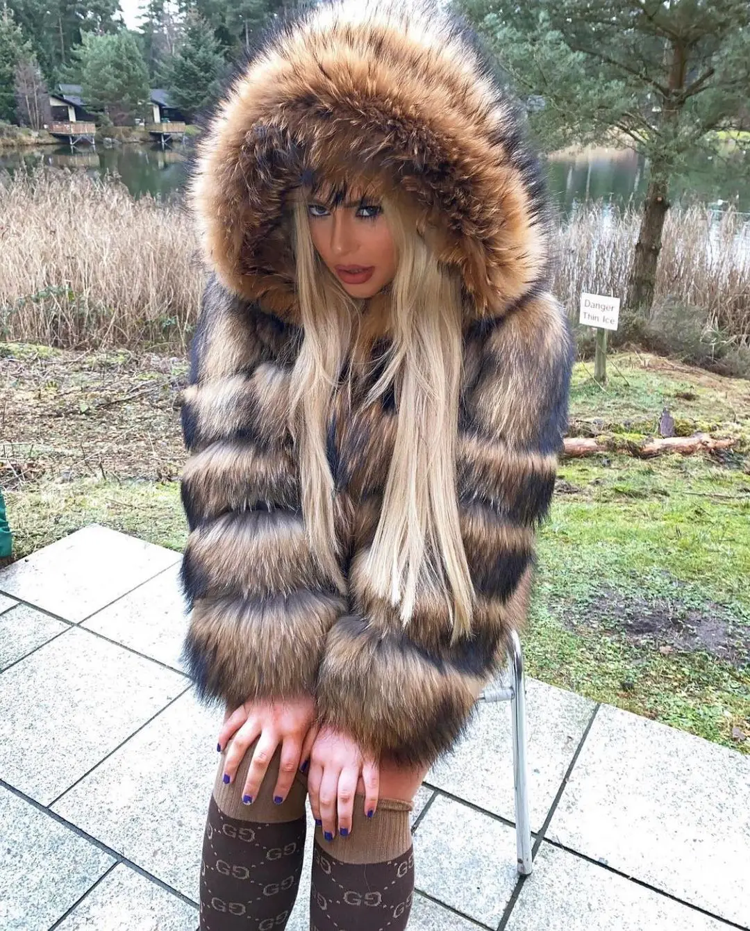 

MAOMAOKONG Fur Coat Winter Real 100% Natural Raccoon Fur Women's Coat Fluffy Top Coat With Hooded Jacket Manteau Femme