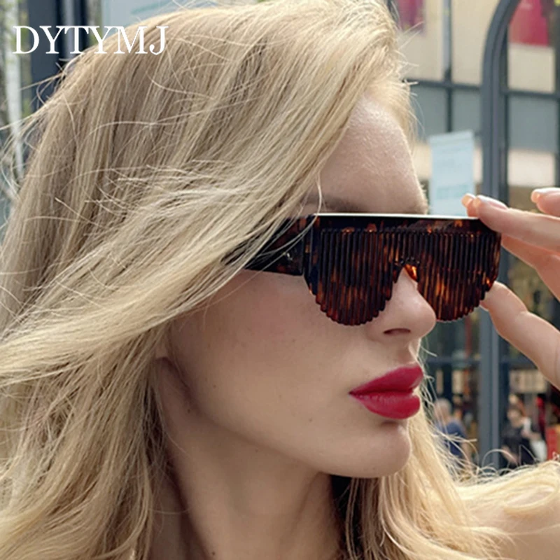 

DYTYMJ Funny Oversized Sunglasses Women 2020 Brand Designer Eyeglasses Women Retro Luxury Punk Glasses Shades For Women/Men