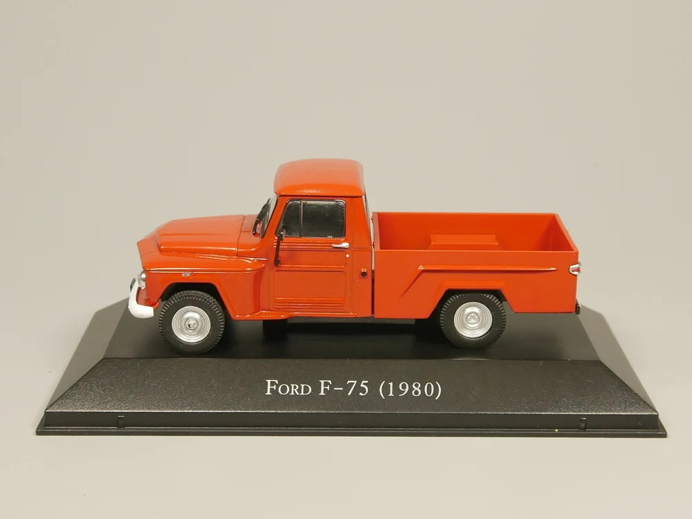 Модель автомобиля ixo 1:43 Ford модель литья под давлением 80| |