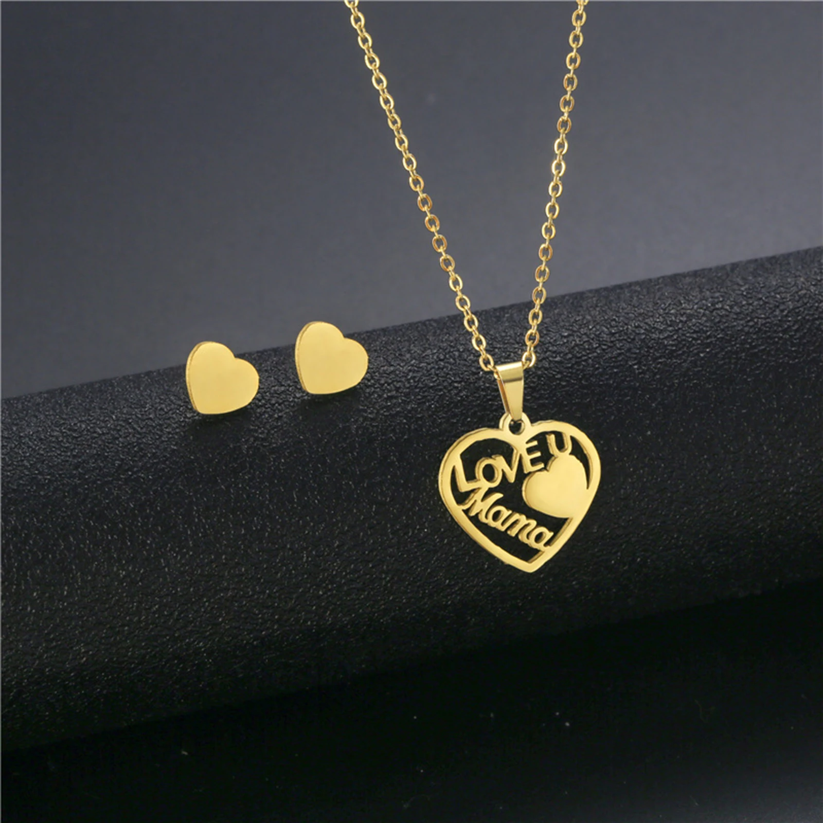 

Love Mom Pendant with 2 Ear Stud Earrings Christmas Birthday Jewelry Gifts