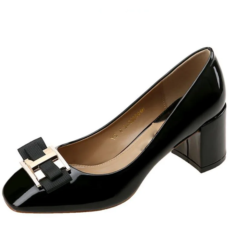 Женские туфли лодочки из лакированной кожи с металлическим бантом|Женские туфли|