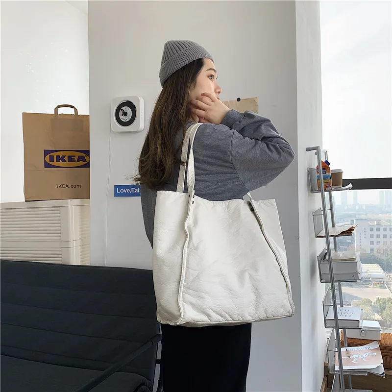 

Retro washed PU soft leather shoulder bag ladies simple large capacity travel bag literary youth backpack tide tote bag