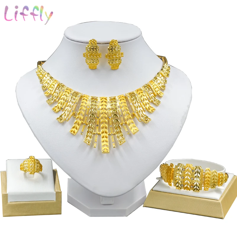 Комплект из колье серёг кольца и браслета|Ювелирные наборы| |