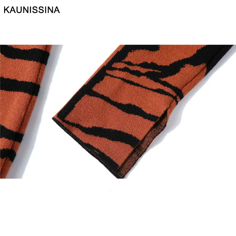 KAUNISSINA и рисунком сердечек коктейльное платье трикотажное карандаш вечерние с