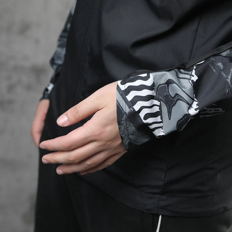 

Original New Arrival Adidas OWN THE RUN JKT Men's jacket Hooded Sportswear