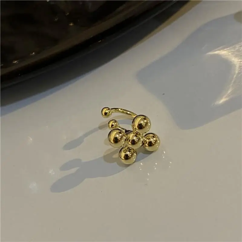 

Cross Round Beads Mini Earrings Korean Temperament Ear Bone Clip Stacking Design Sense Versatile Earrings Tracking Neutral