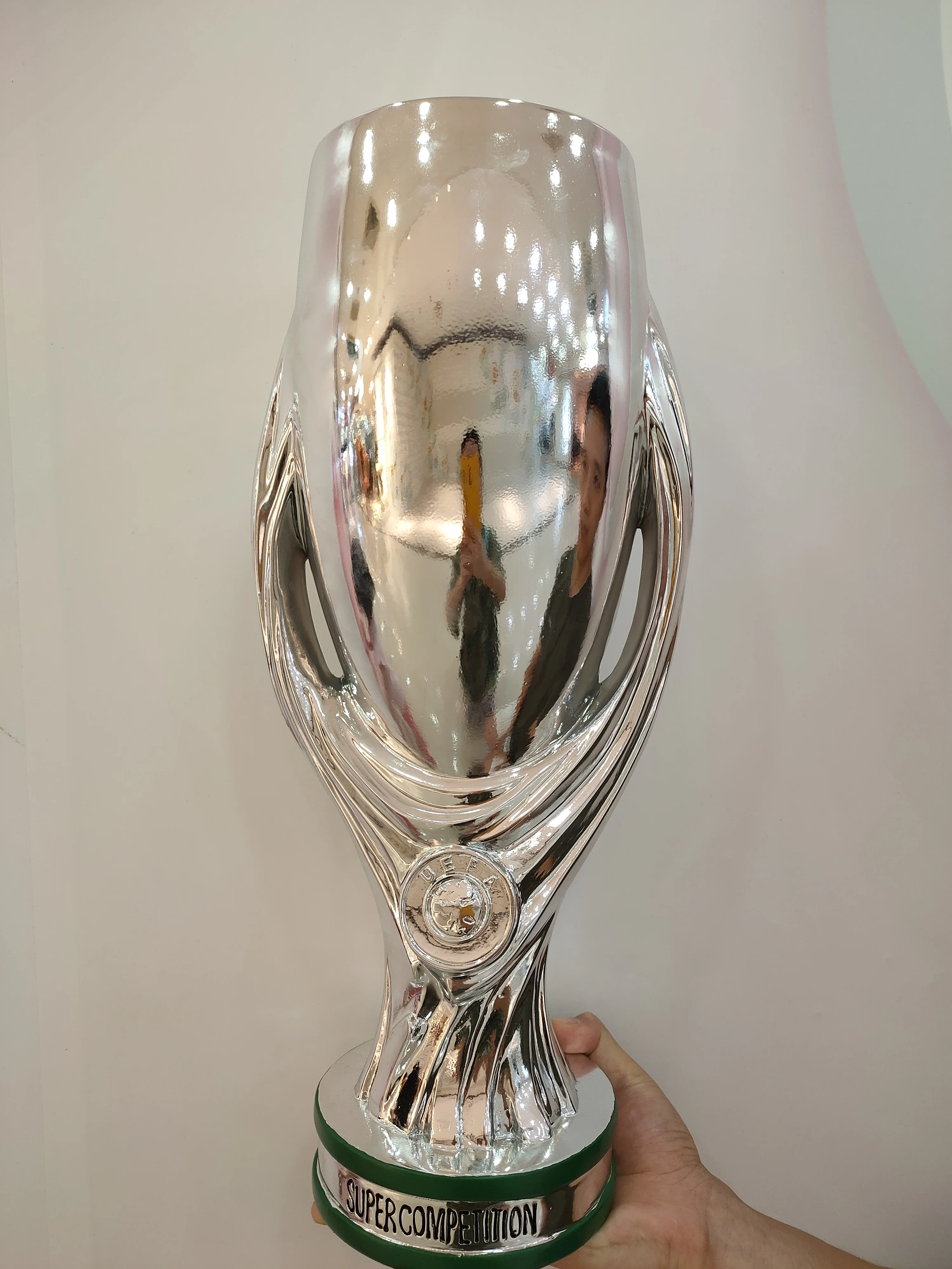 The 2020 Bayern Super Cup Trophy The Champions trophy cup 32 cm height nice gift  for Soccer Souvenirs Award