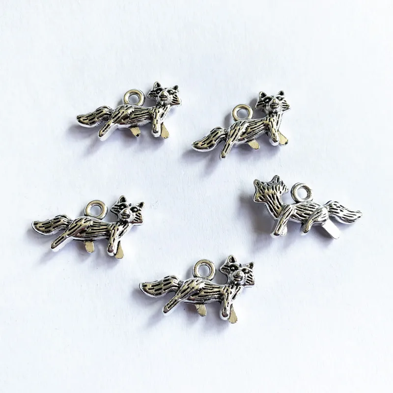 

30pcs NEW Fox Pendant Accessories ,Tibetan Silver Color For DIY Handmade Women Findings Charms Jewelry Making Supplies 2021