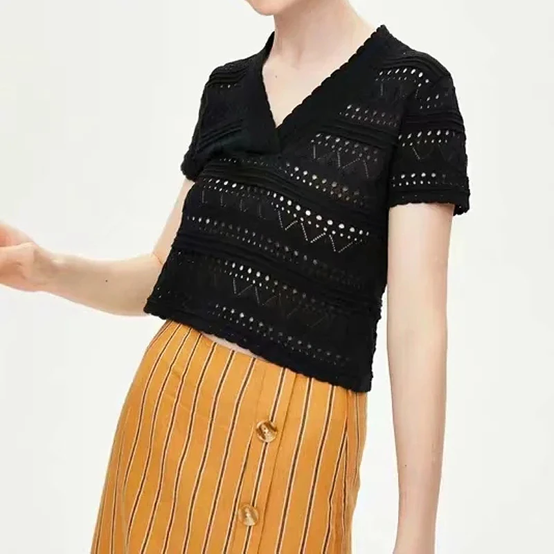 Женская трикотажная футболка с коротким рукавом и V-образным вырезом | одежда