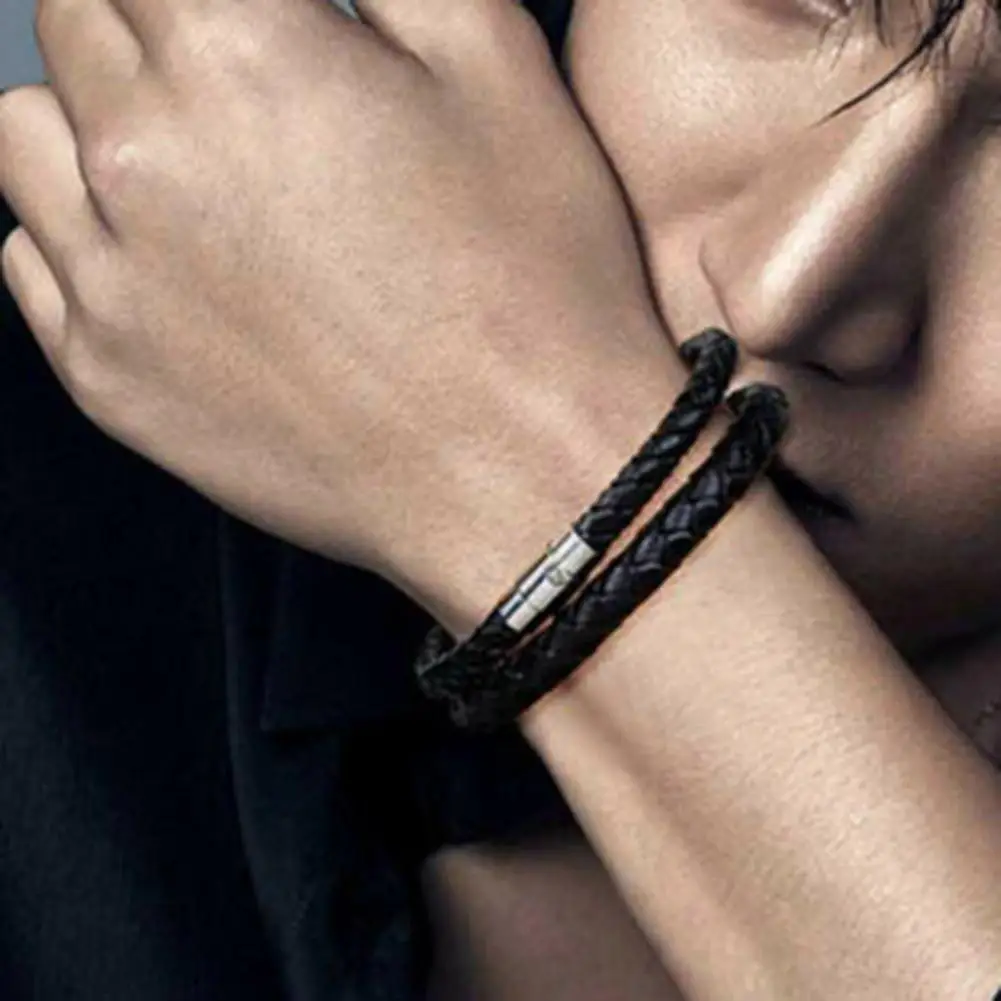 Мужской браслет искусственный кожаный плетеный веревочный с магнитной пряжкой
