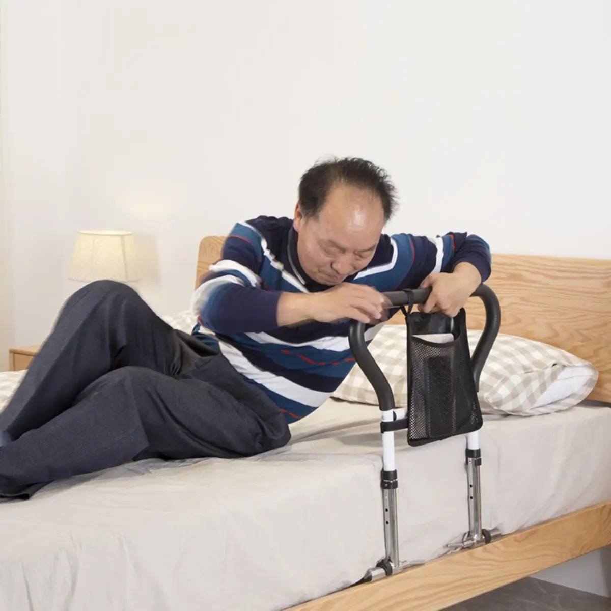 Поручни для кровати пожилых людей больничная вспомогательная балка с карманом