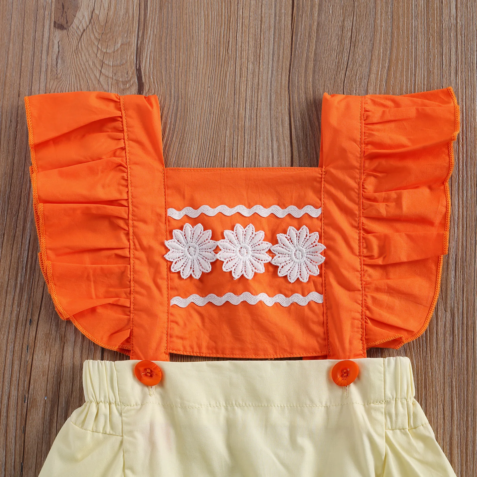 

Newborn Baby Girls Casual Outfits Flower Pattern Fly Sleeve Square Collar Bodysuit+ Headband Clotehs