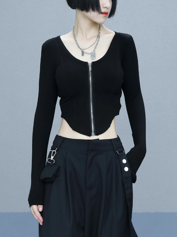 

Autumn 2021 new slim fit short long sleeve zipper T-shirt V-neck irregular women's top black inner bottom shirt