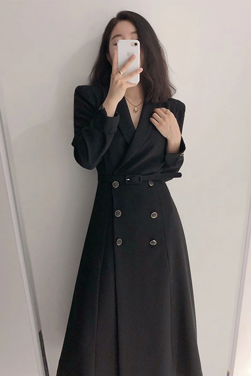 

Coats & Jackets