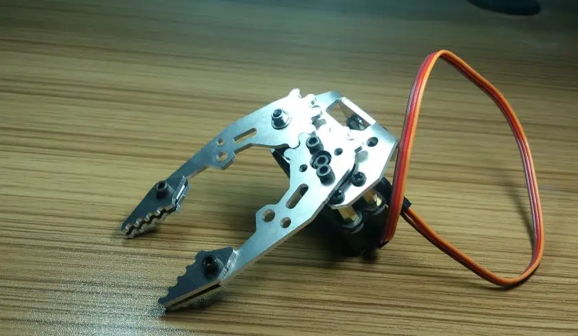 Small Metal Robot Claw Robotic Gripper Mechanical Arm Clamp with 180 Degree Servos for Arduino DIY Project STEM Toy Parts | Игрушки и