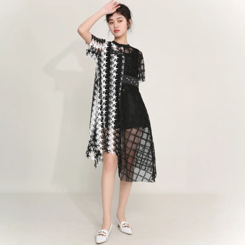 Женское свободное платье EAM черное асимметричное с круглым вырезом и коротким