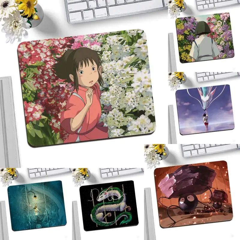 

YNDFCNB Studio Ghibli Spirited Away Totoro large/small Pad to Mouse Desktop Mousepad Small Mouse Pad 25X20CM Keyboard Mat