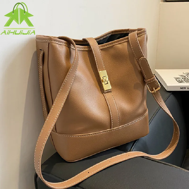 

Luxury Designer Messenger Bag For Women High Quality Shoulder Bag New PU Leather Bag Bucket Bag High Capacity Female Handbags