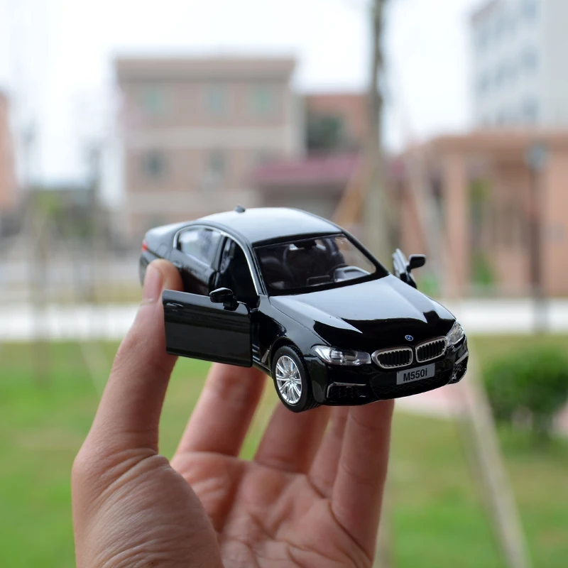 Модель bmw m5 f90 из сплава игрушка 1:36 модель автомобиля мебель автомобиль двойная