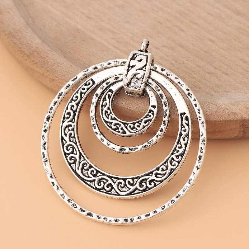 

3pcs/Lot Tibetan Silver Large Hammered Zamak 4 Circles Round Charms Pendants 2 Sided for DIY Necklace Jewelry Making Accessories