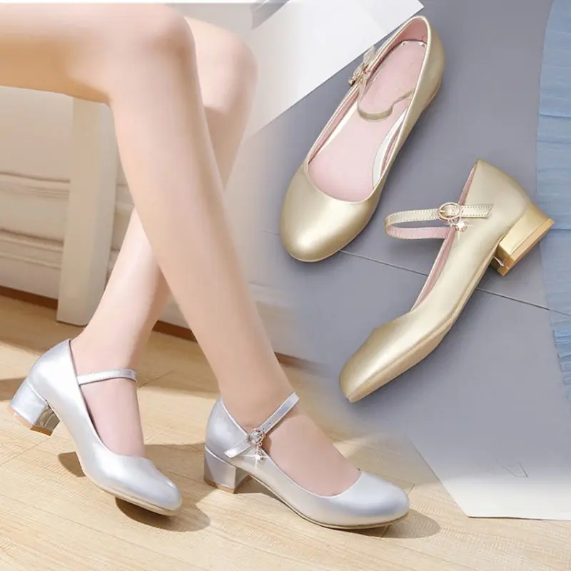 Женская обувь с квадратным носком Однотонная пряжкой и стразами Роскошная