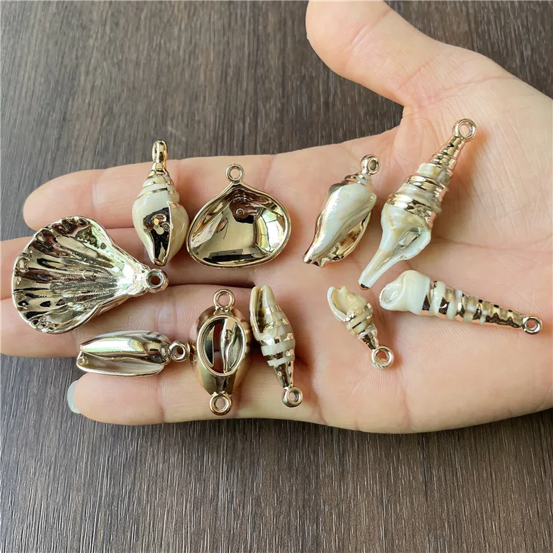 10pcs mixed batch of different sizes gold-plated acrylic and various popular shell pendants for DIY bracelets necklaces | Украшения и