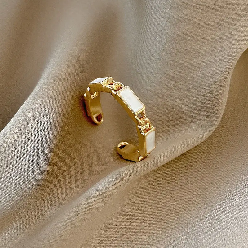 

Light Luxury Fashion Personality Ins Tide Niche Design Joint White Open Ring