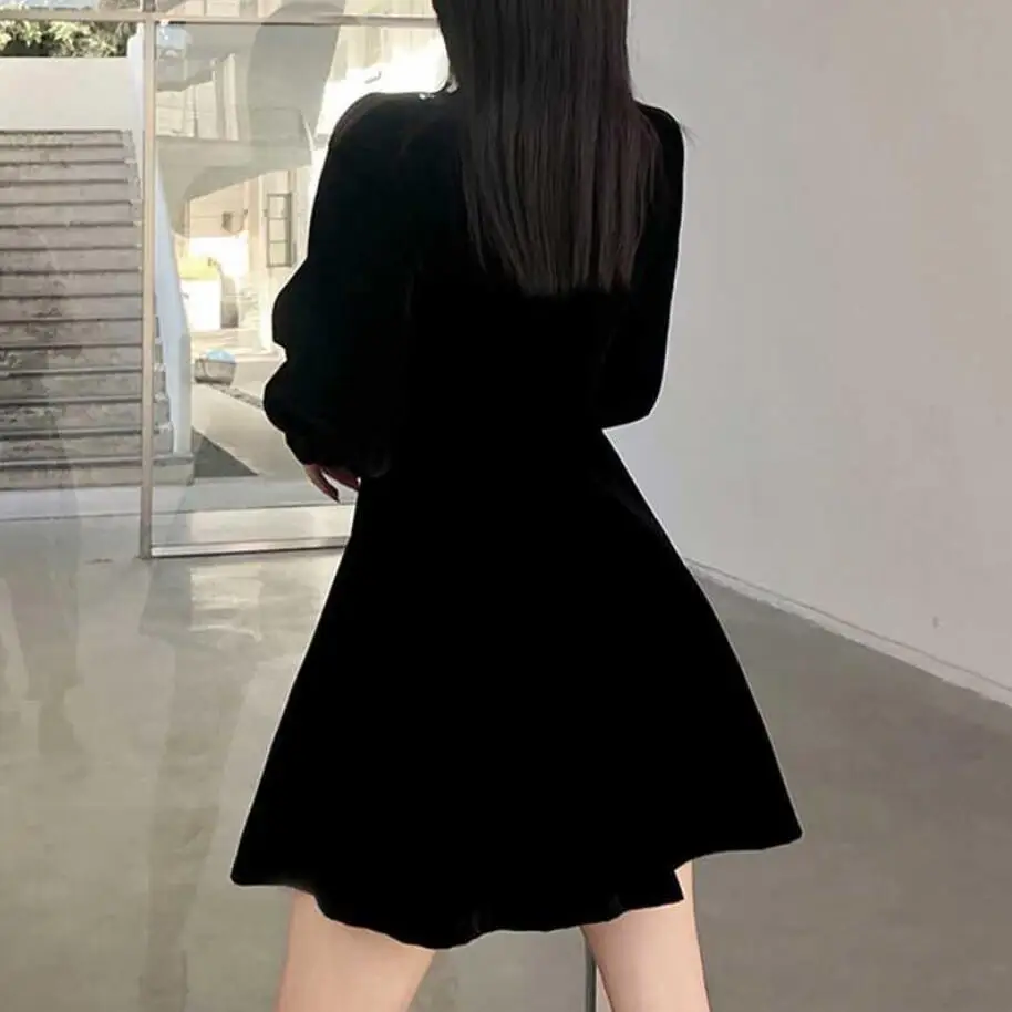 

Spring autumn woman dress vintage black velvet dress ball gown buttons square collar puff sleeve mini dress s781