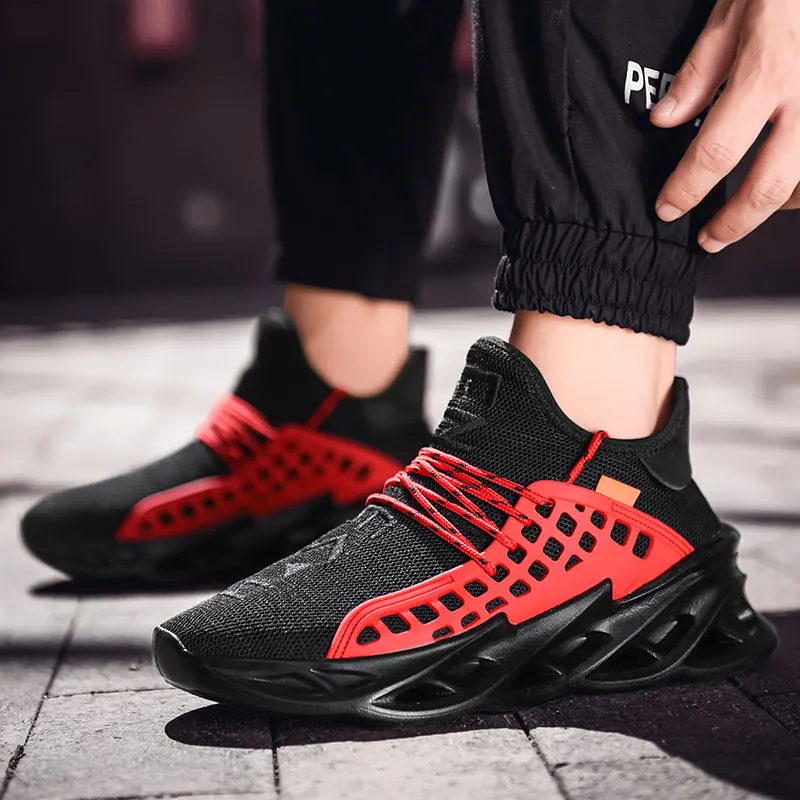 

2020 New Trend Blade Shoes Fly Weave Shoes Men Breathable Mesh Running Shoes Men Casual Male Sneakers Men Height Increasing