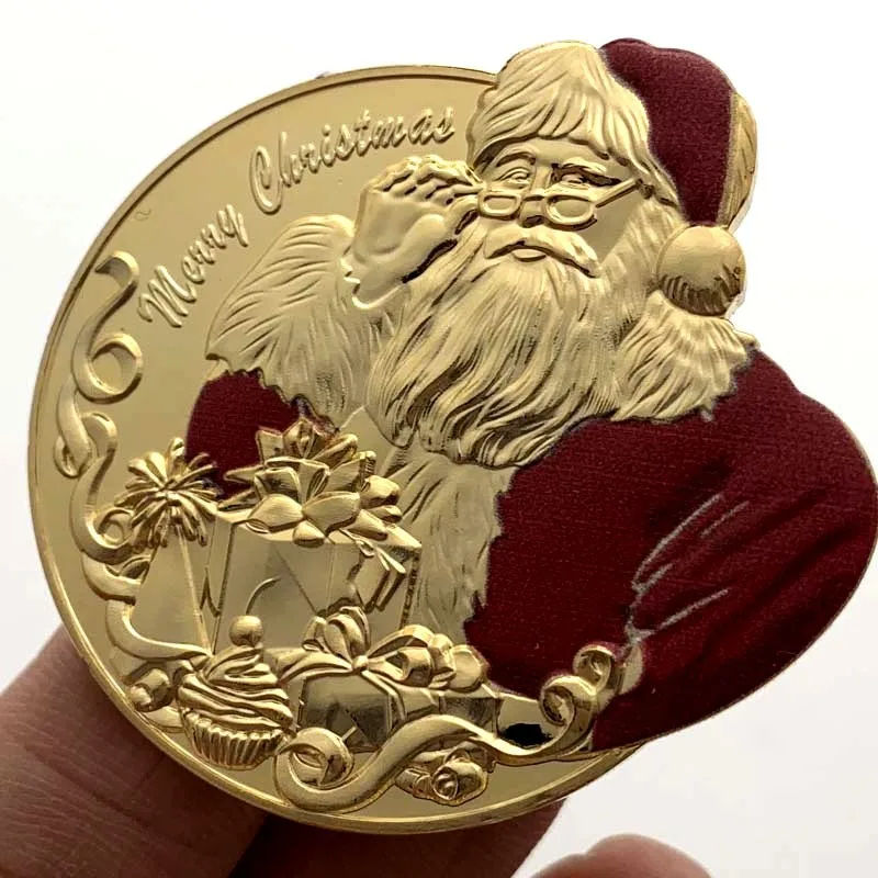 

New Year 2022 Commemorative Coins Santa Claus Gives Gifts Gold Plated Medallion Christmas Colored Special-shaped Embossed Badge