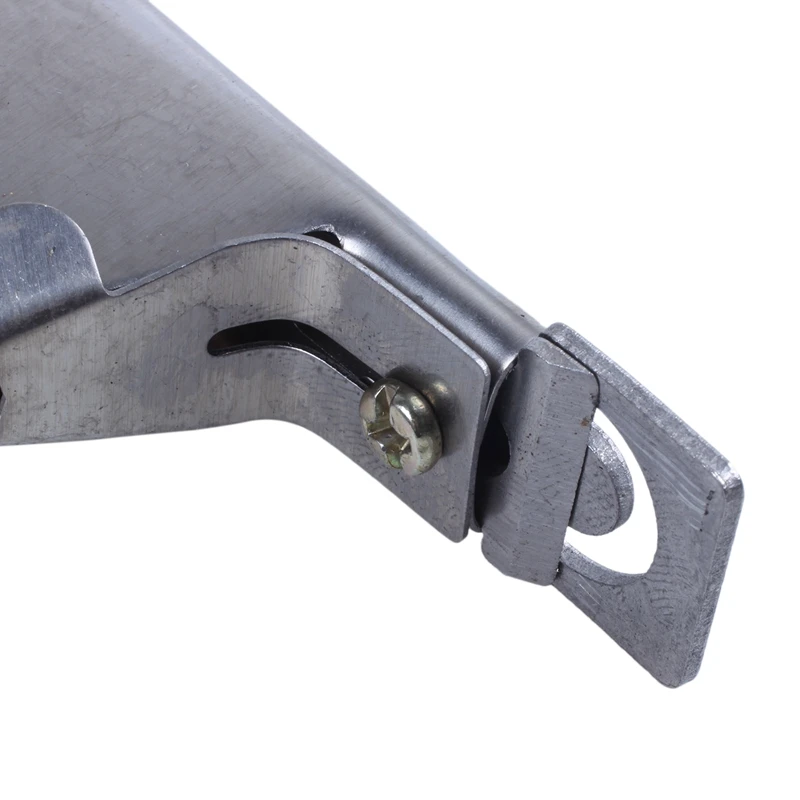 

Nail clippers for nails and false acrylic nails easy to use pink.