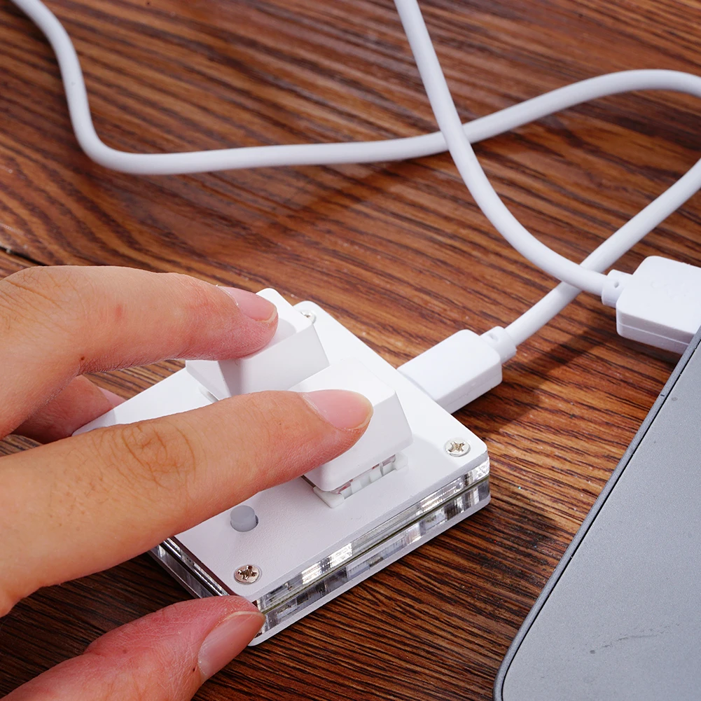 2-клавишная высокопрофильная мини-клавиатура копирует и вставляет