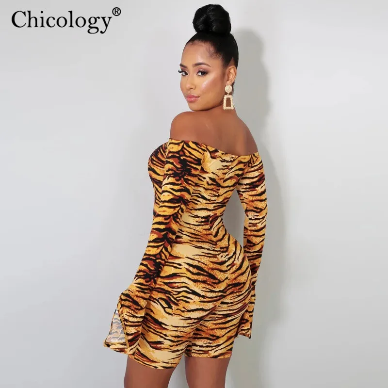 Chicology Тигр принтом принт с открытыми плечами разрезами по бокам расклешенные