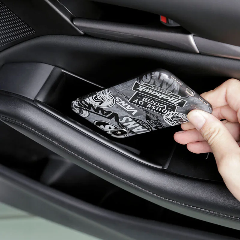

Inner Door Storage Box car door handle storage car mobile phone holder storage box storage bag for Mazda3 AXELA 2020 CX30 2020